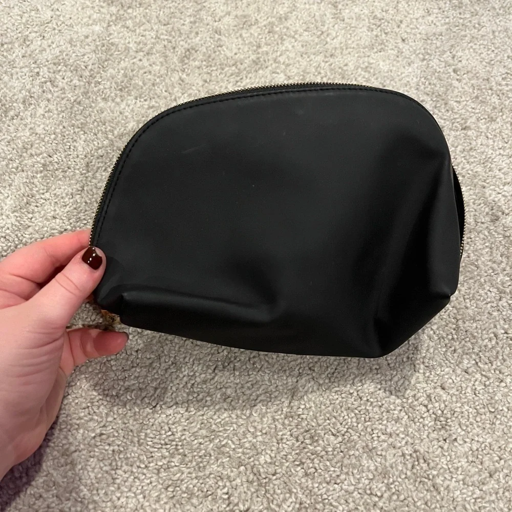 YSL Yves Saint Laurent Women's Beaute Black Makeup Cosmetic Bag Pouch Travel‎